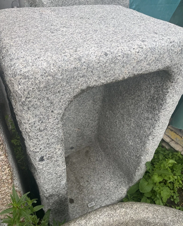 Granitbrunnen Wassergrand Granittrog Brunnen Garten Wasser Natursteintrog massiv - Bild 2 von 4