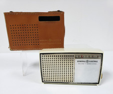 Vintage General Electric GE Deluxe 7 Transistor Radio P815A NOT tested w/case GE