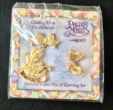 Precious Moments Lapel Pin Earrings Set / Gliding Through the Holidays 1997
