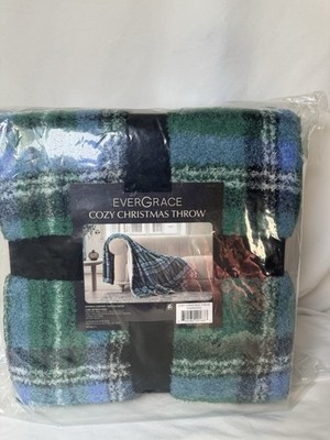 Evergrace Cozy Christmas Throw Green Check 50''x72'' New