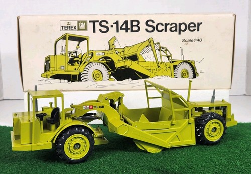 TEREX GM TS-14B Scraper Scale 1/40 DieCast 411 Made In Germany With Original Box
