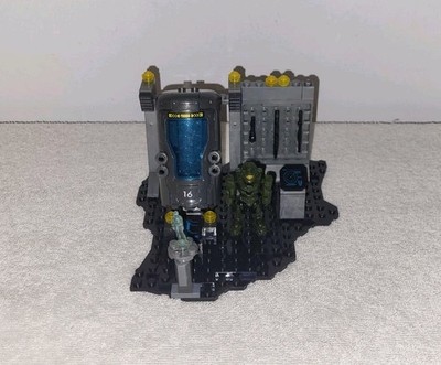 Halo Mega Bloks UNSC Cryo Bay Set 97088 Complete Master Chief & Cortana 