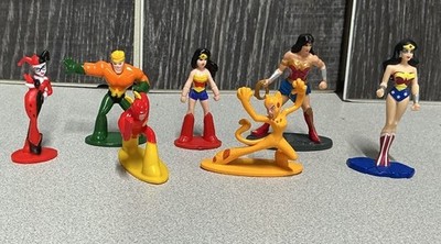 TM DC Comics 2'' Tall Figurines Lot Of 7 The Flash Wonder Woman