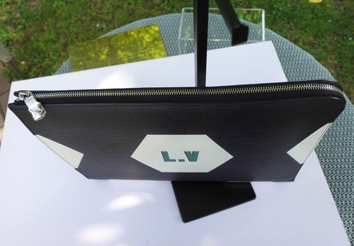 LOUIS VUITTON BAG pochette jour clutch logo lv epi fifa world cup black white - Bild 10 von 24