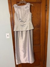 Silver Two-Piece Dress Suit Sleeveless Top Long Skirt Mother of the Bride