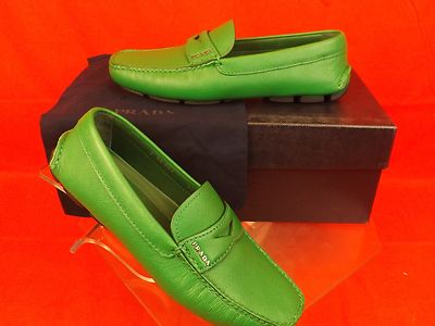 NIB PRADA 2DD001 GREEN TEXTURED LEATHER LOGO MOCCASINS  display picture 2