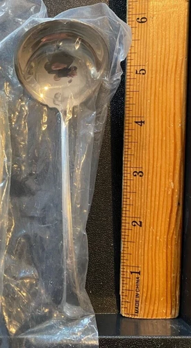 CHIPPENDALE TOWLE STERLING FLATWARE SAUCE LADLE   GREAT SHAPE GIFT QUALITY