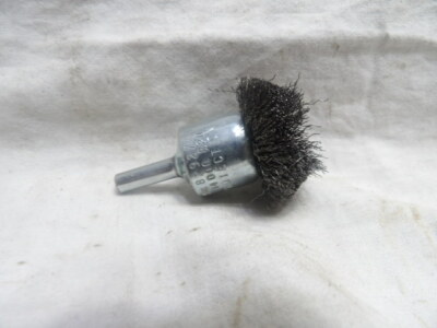Pferd EDP 82927 1-1/2'' Circular End Brush .008 CS Wire 1/4'' Shaft 14,000 RPM's