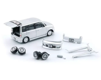 BMC BM Creations 1/64 Toyota bB 2000 (Scion xB) Silver (LHD) w