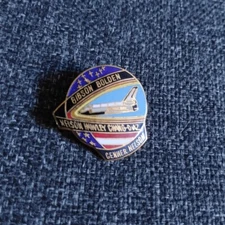 NASA-COLUMBIA SPACE SHUTTLE KENNEDY SPACE CR FLORIDA Hat Lapel Pin