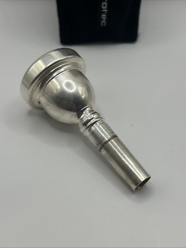 Boquilla trombón de caña pequeña Vincent Bach 5G con estuche - Imagen 5 de 14