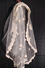Vintage Lace Netting Veil Medium Length