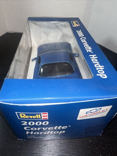REVELL 2000 CORVETTE HARDTOP BLUE  PROMO 1:25 85-0916-NEW - Picture 4 of 6