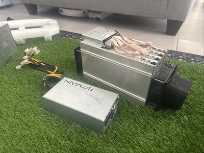 Bitmain Antminer L3+ 504 MH/s with Power Supply APW7 1800W PSU- Not Tested
