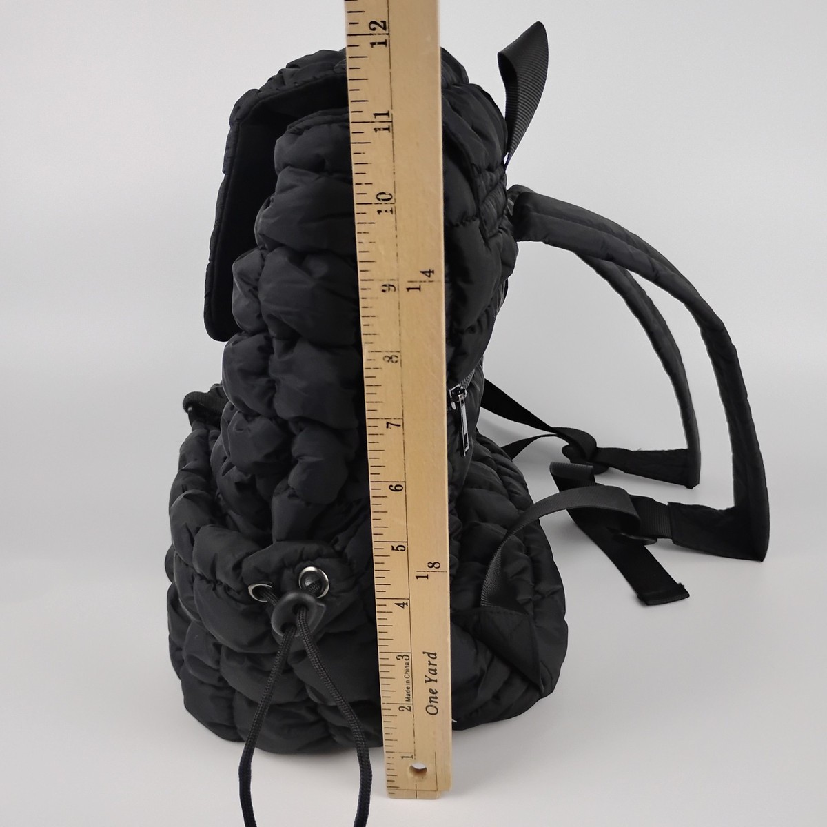 CONTAIL Black Puffy Quilted Backpack Lightweight Cloud Bag Cloud Space Backpack – ROOROO main image 2