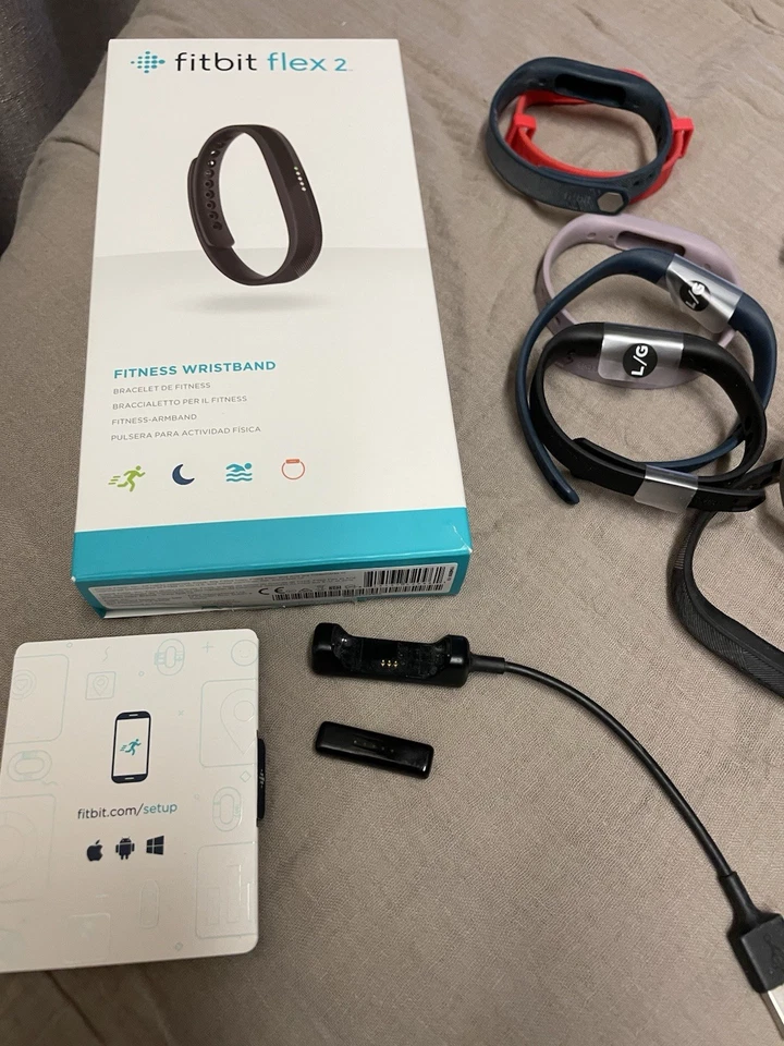 Fitbit Flex 2 Ersatzarmbänder mit Ladegerät - Bild 3 von 3