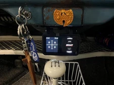 Under dash mount for Airlift 3P/3H handheld controller