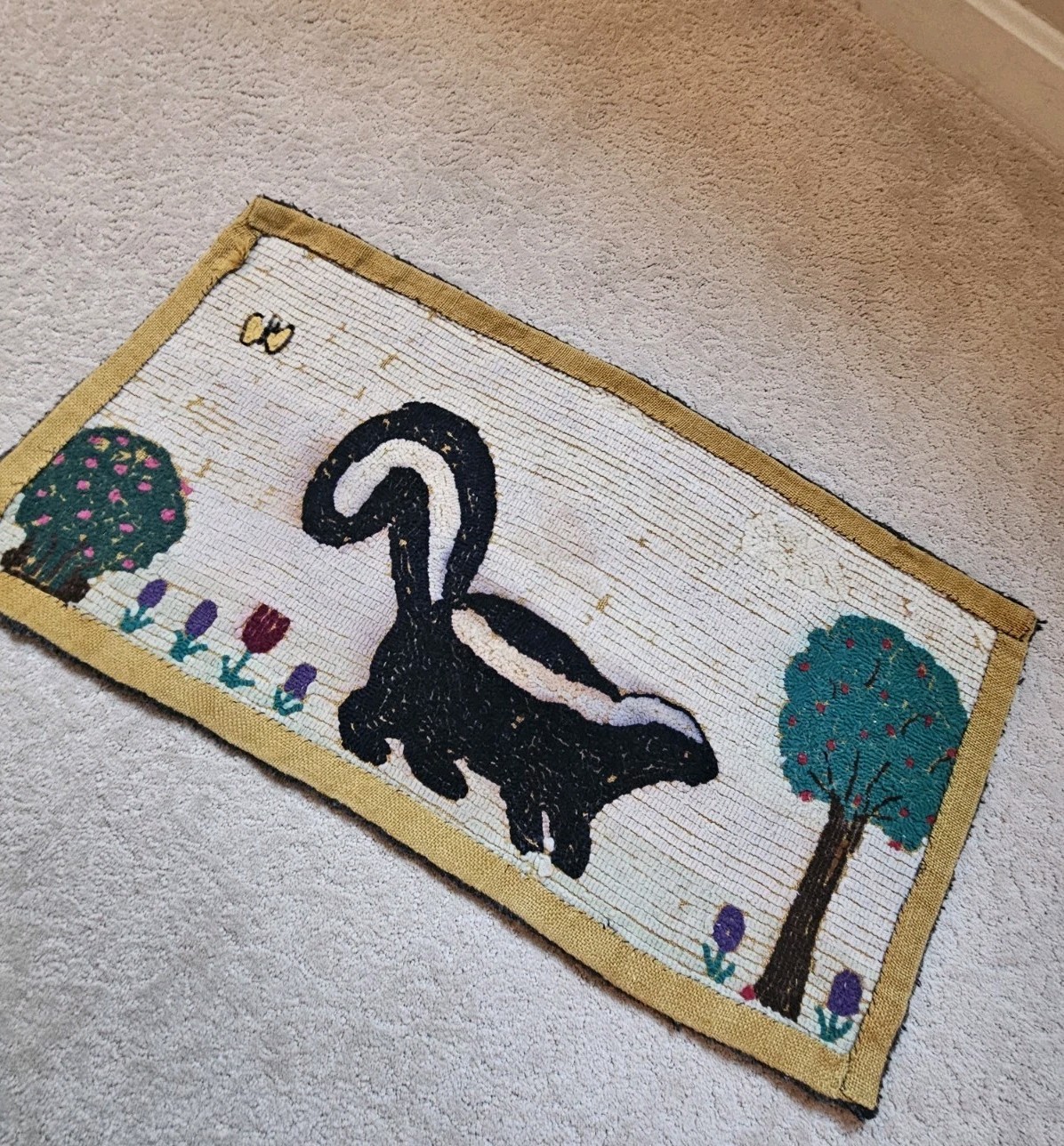Early Antique Primitive Folk Art Hooked Rug w/ Skunk Flowers Trees Scatter Rug