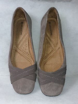 naturalizer tan flats