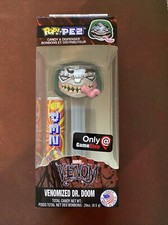 Funko POP! Dispensador PEZ exclusivo Venomized Dr. Doom GameStop Fantástico 4