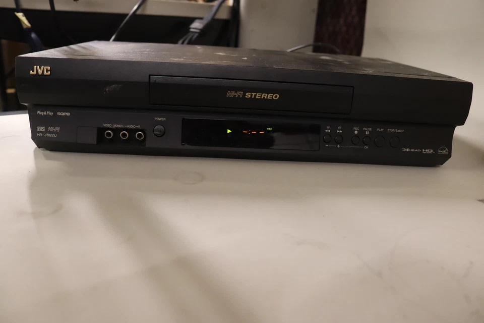JVC HR-J692U VCR VHS Player Recorder Hi-Fi Stereo - Image 4 of 4