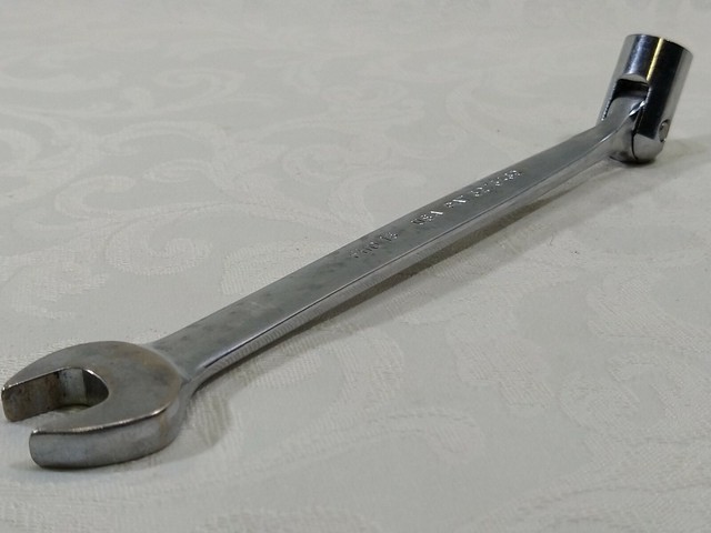 snap on flex head wrench