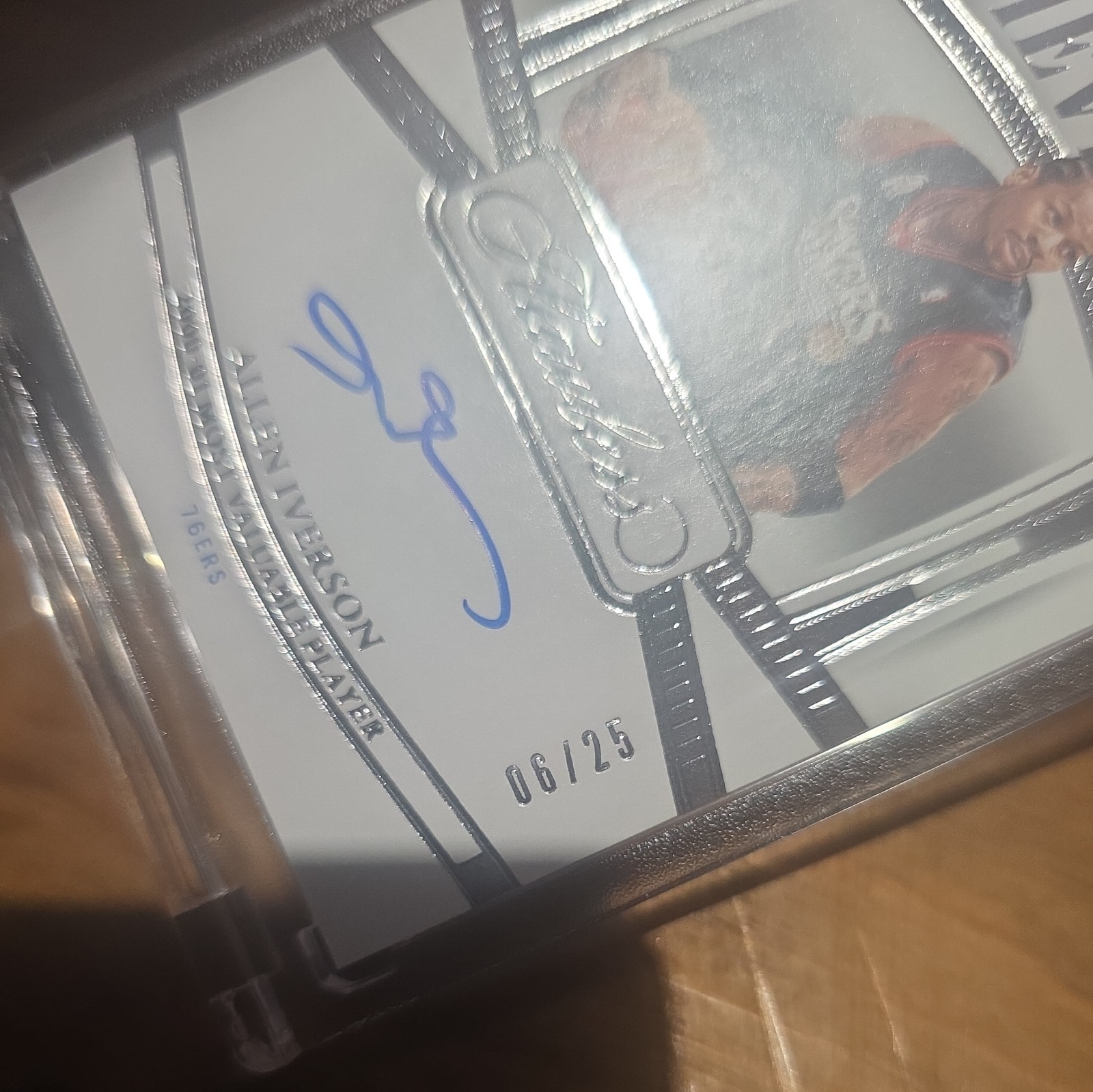 2023-24 Panini Flawless Allen Iverson Achievements Auto #/25 76ers view 2