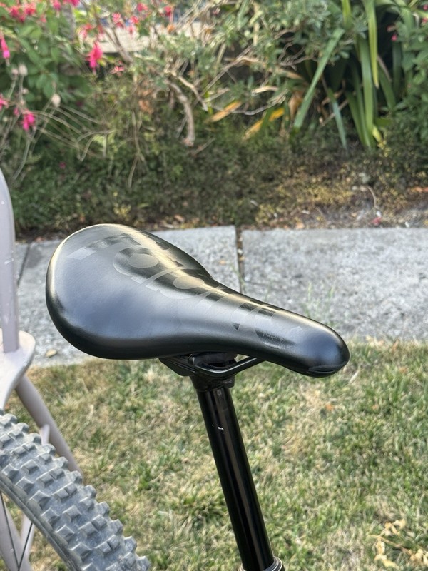 Black Mtb Fabric Saddle