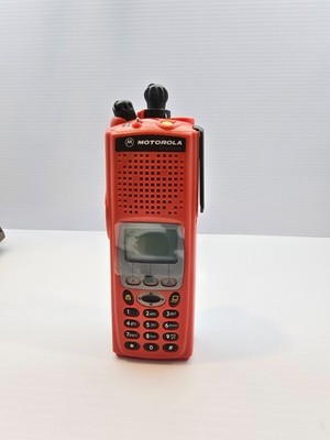 MOTOROLA XTS5000 III 380-470 MHz P25 Police Fire EMS Radio