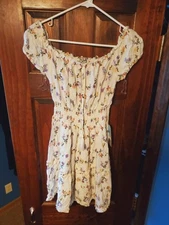 J For Justify White PTRN019 Floral Junior Dress Size Small NWT (6)