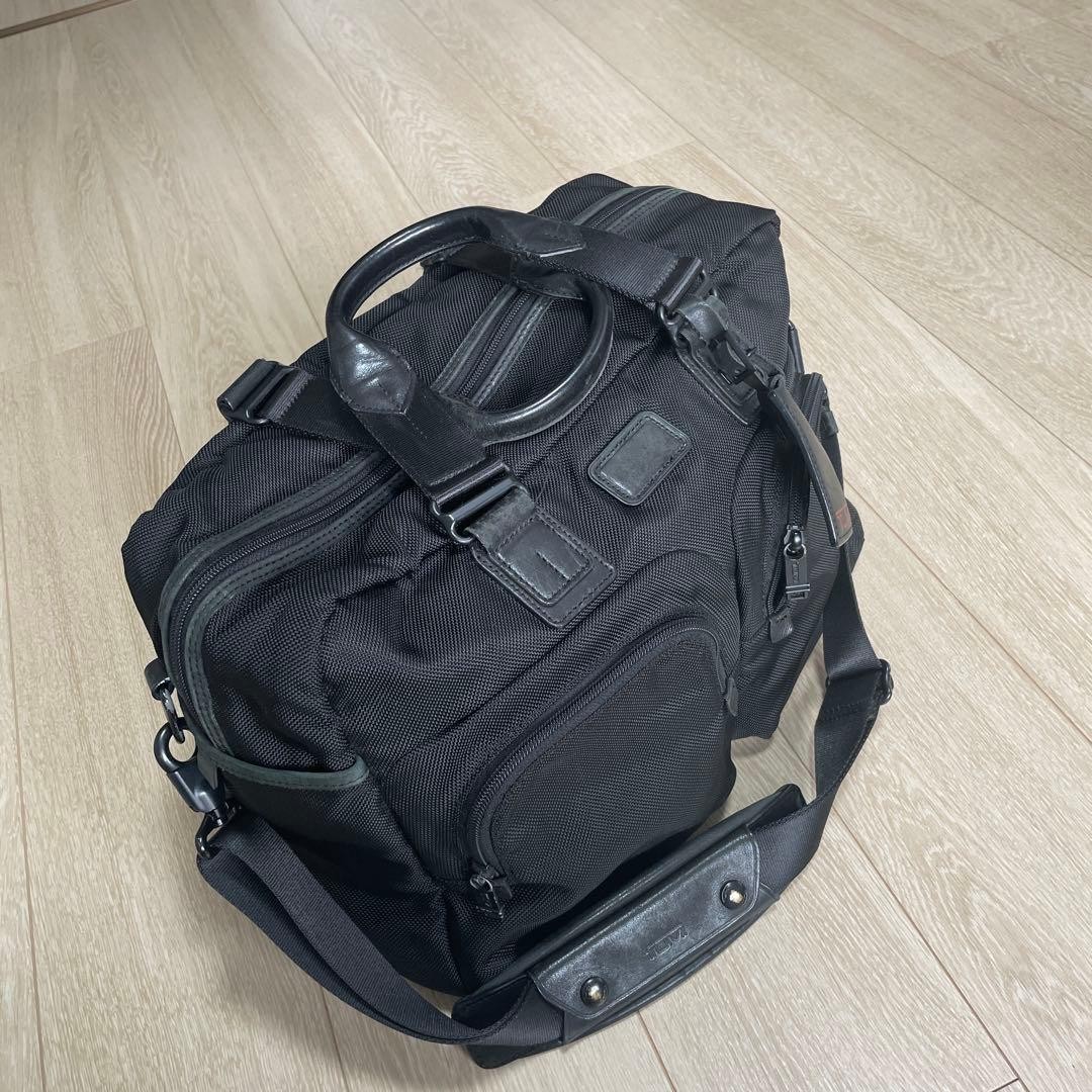 TUMI ALPHA BRAVO Everett Essential Tote 2-Way Business Bag with