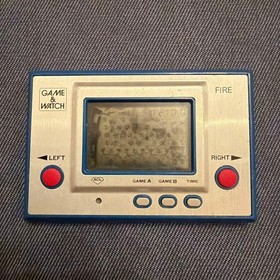 Nintendo Game & Watch: Fire