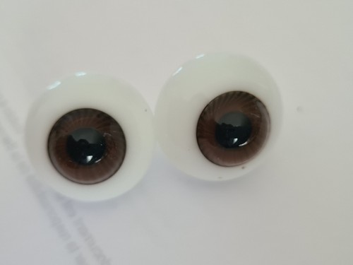 LOT YEUX DORMEURS en verre pour poupée ancienne + 1 oeil émail pour baigneur EUR 23,00 - FR LOT YEUX DORMEURS en verre pour poupée ancienne + 1 oeil émail pour baigneur EUR 23,00 - FR