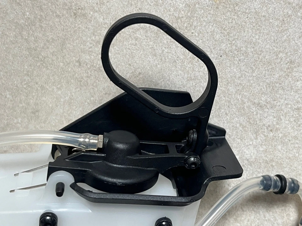 Team Durango TD320284 125Cc Fuel Nitro Sprit Tank - Bild 4 von 4