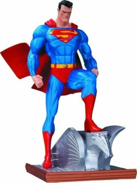mini superman figure