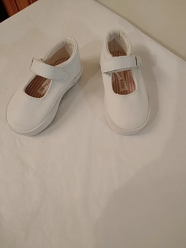 Wonder brand best sale shoes