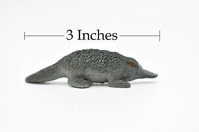 レア ⭐️MEFFERT’S Platypus Color Collection Platypus, Duck Billed, Very Nice Plastic Animal, 2 1/2
