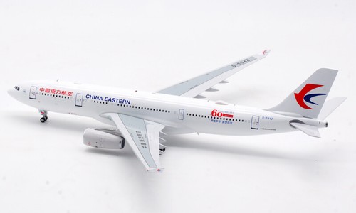 1:200 Aviation CHINA EASTERN AIRBUS A330-200 Passenger Airplane Diecast Model - Picture 7 of 17
