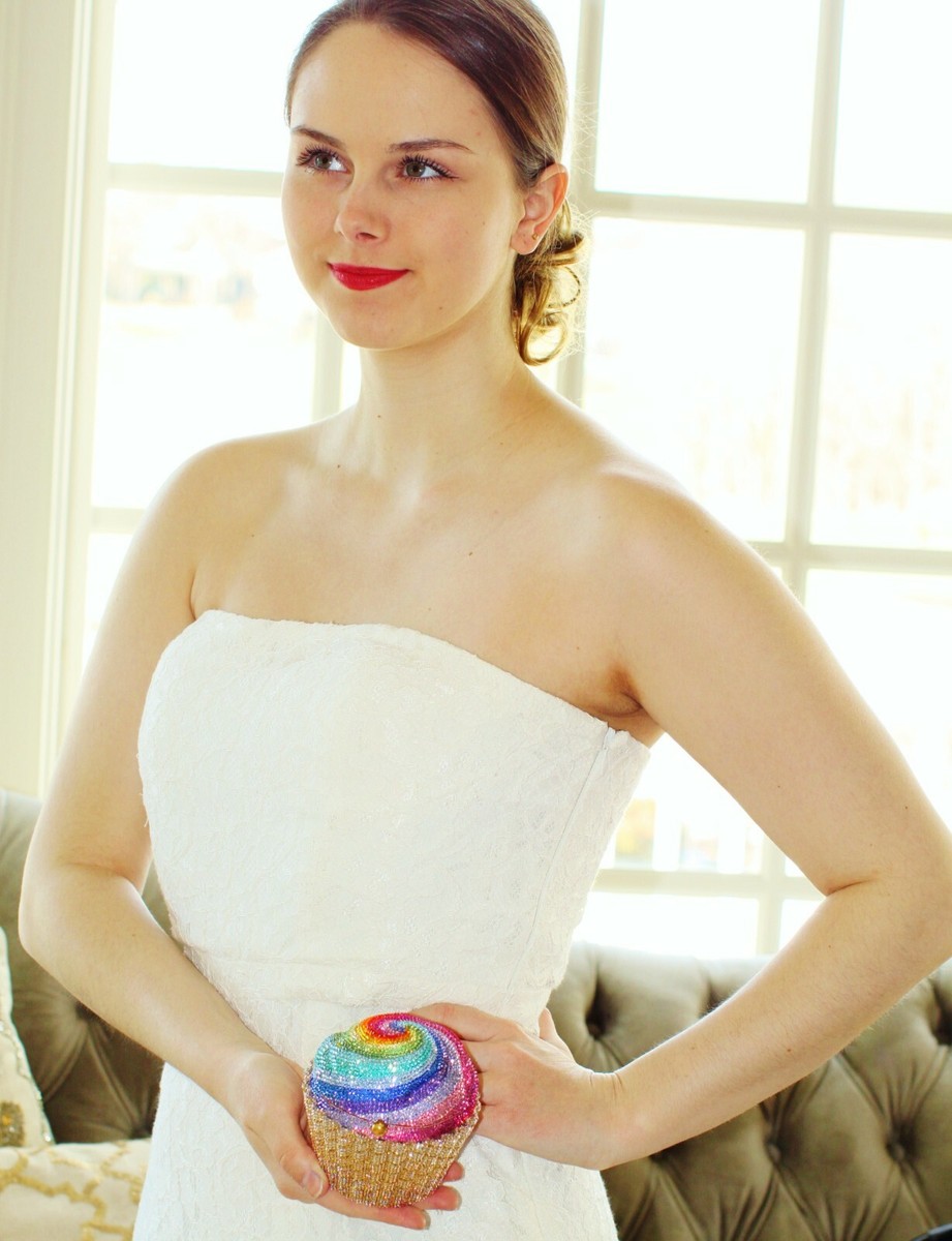JUDITH LEIBER VIBRANT SWAROVSKI CRYSTAL RAINBOW SWIRL CUPCAKE