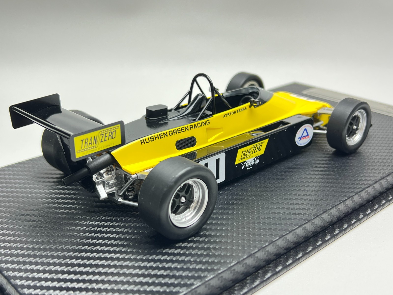 Tecnomodel 1/18 Van RF82 1982 Formula Ford 2000 Winner Rd 3 Silverstone Racing- thumbnail 7