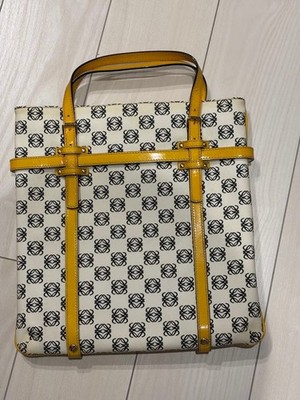 LOEWE Anagram Ivory Yellow Leather Tote Bag Double Handles Auth