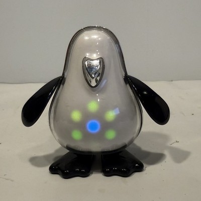 Hasbro Dancing Penguin Music Interactive Toy LED Lights C-1063 Works
