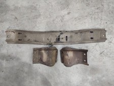 1980-1986 Ford Truck F250 F350 4x4 Manual Transmission Crossmember