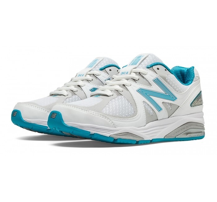Zapatos para correr New Balance® (para mujer 10,5 NARROW) 1540v2 en campana azul - $165