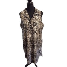 Plus size 1X animal print Sleeveless Collared Dress Pocket Button Up Front