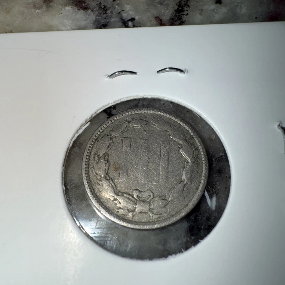 1872 Philadelphia Mint Three Cent Coin - Image 4 of 4