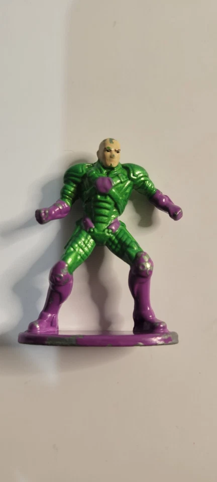 DC Comics Nano Metalfigs 1.5" Die-cast Figuras Lote de 9 Batman Superman Foto 4 de 4