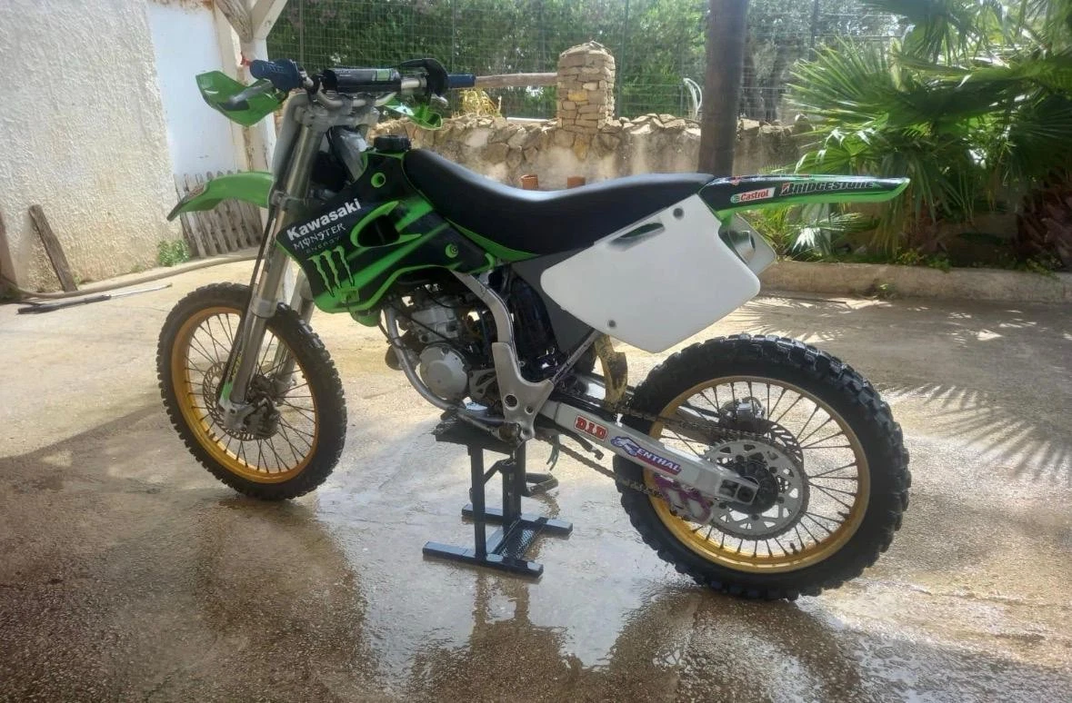 Coprisedile Motorcycle DURAGRIP Per Kawasaki KX 125/250 (1994-1998) - Pinza Testurizzata