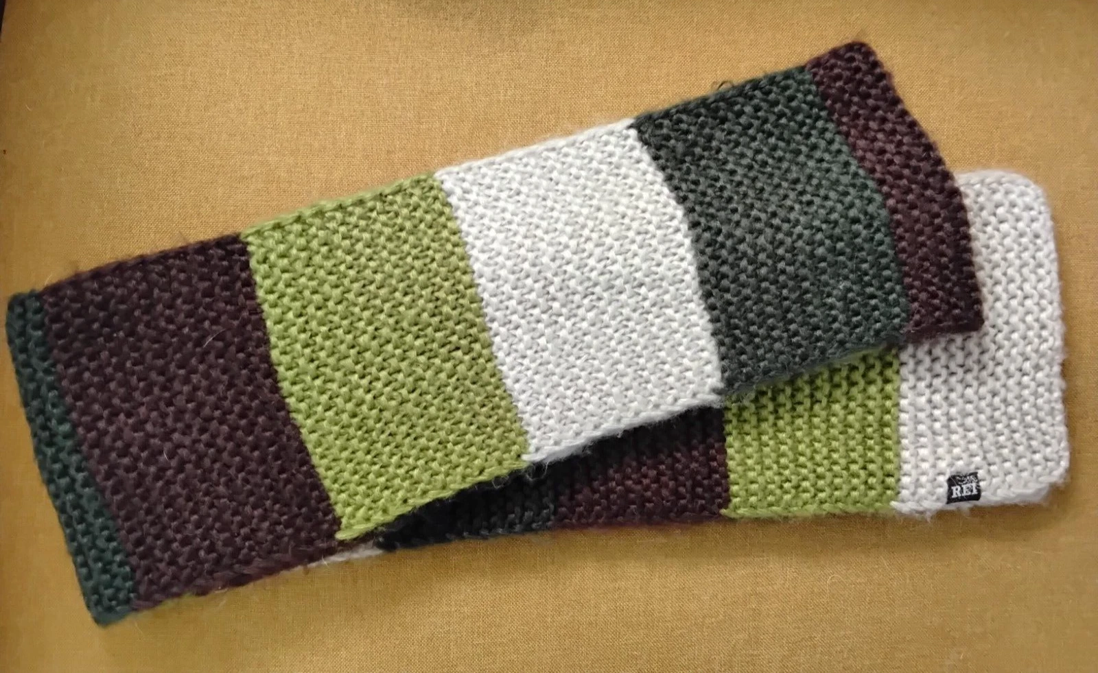 REI Scarf Soft Chunky Knit Striped Acrylic Green Brown Tan 76x6