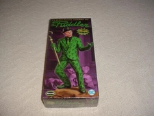 Moebius # 954 Batman 1:8 Frank Gorshin as The 1966 TV Series Riddler Model Kit